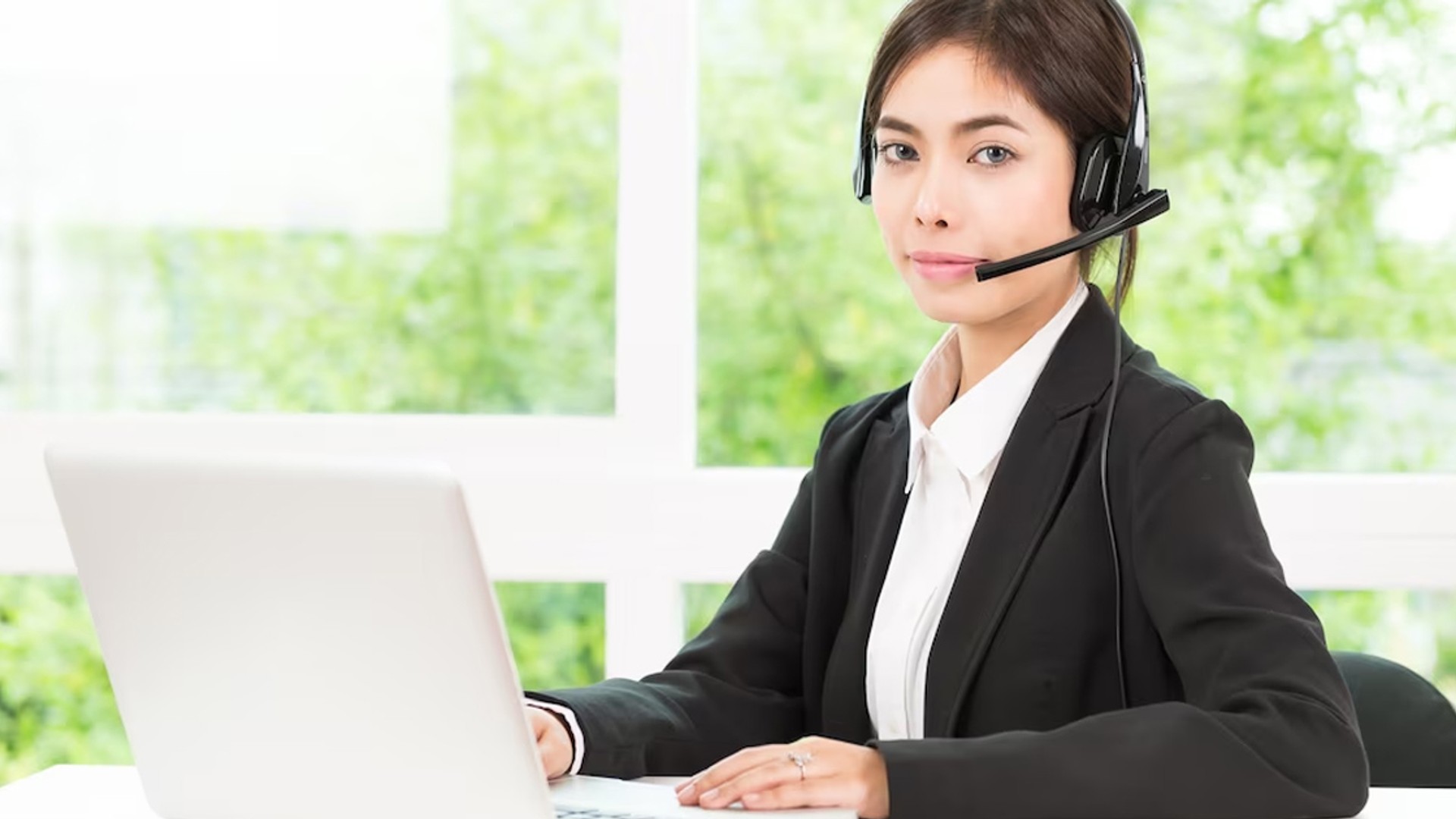 Hình ảnh banner hỗ trợ khách hàng