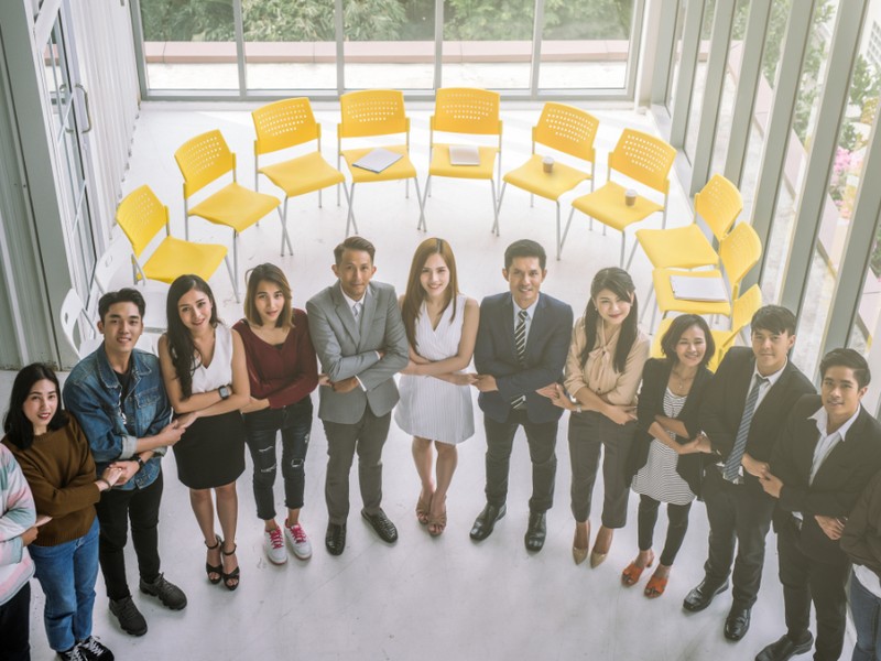 Hình ảnh minh họa các biện pháp cá cược an toàn và có trách nhiệm tại XVIP Win, với biểu tượng bảo vệ người chơi và sự công bằng.